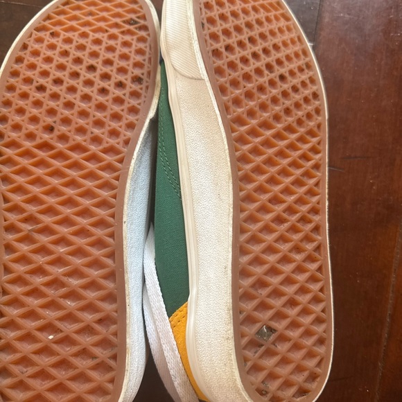 Colorful Vans 9.5 Men’s - Picture 2 of 4